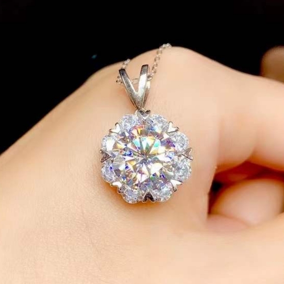 Sterling silver 5ct diamond necklace - Picture 7 of 11